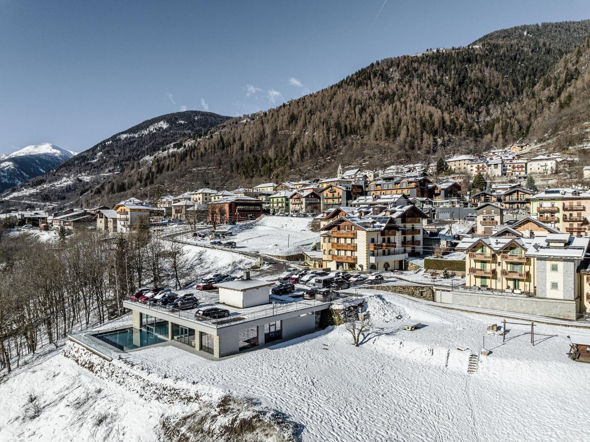 Gaia Residence Hotel Медзана Экстерьер фото