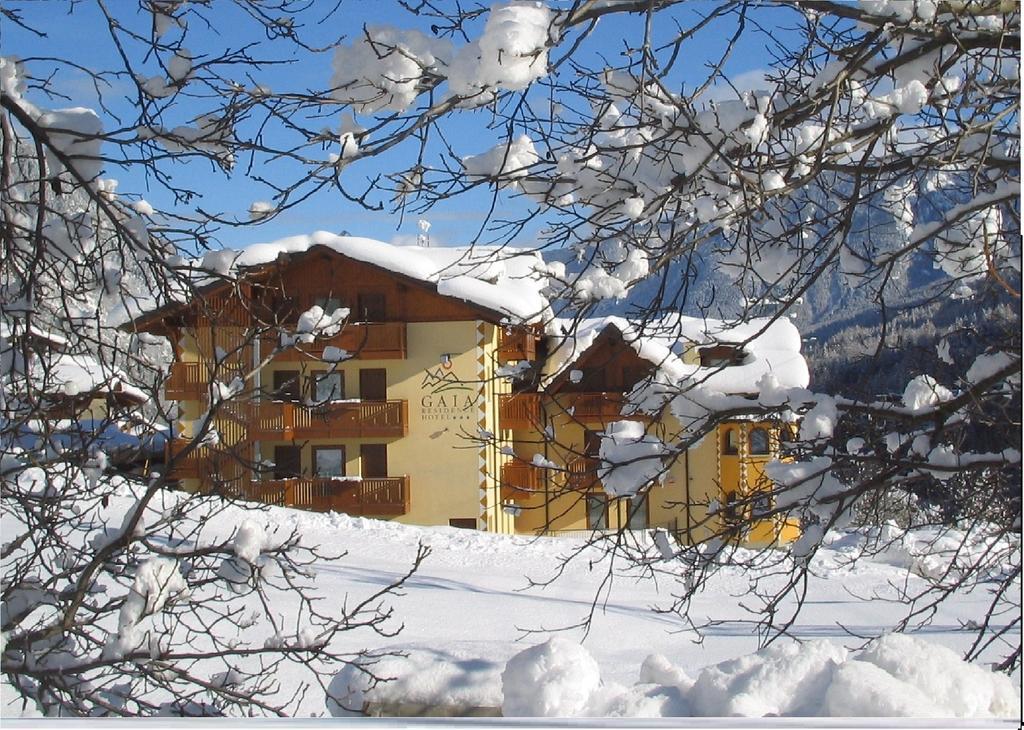 Gaia Residence Hotel Медзана Экстерьер фото