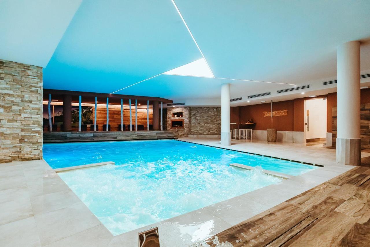Gaia Residence Hotel Медзана Экстерьер фото